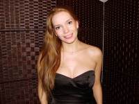 MargarettSweet is available for Nude Chat!