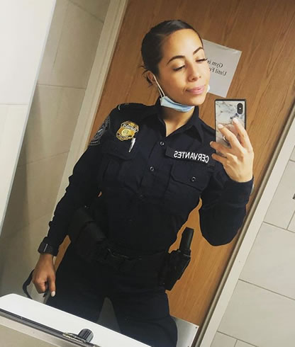 Onlyfans.com/ICEBAE - @livingwithkiarac - Kiara Cervantes - #ICEBae My Reviews